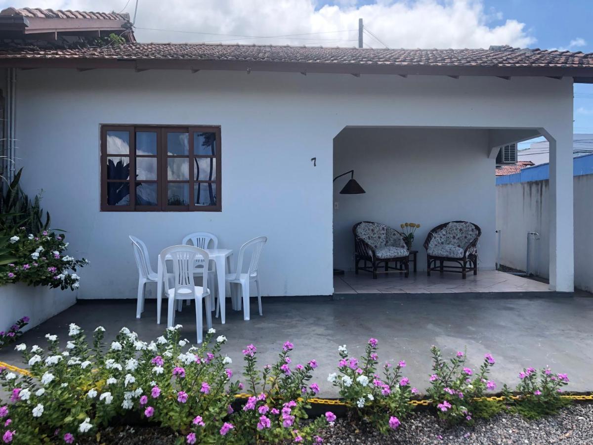 Casinha De Praia Na Fazenda Da Armacao Governador Celso Ramos Eksteriør billede